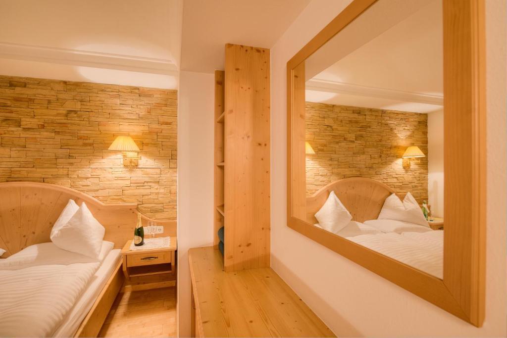 Hotel Jaegerwirt Kitzbühel Pokoj fotografie